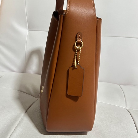 Coach Hadley Convertible- barely used - Picture 4 of 7